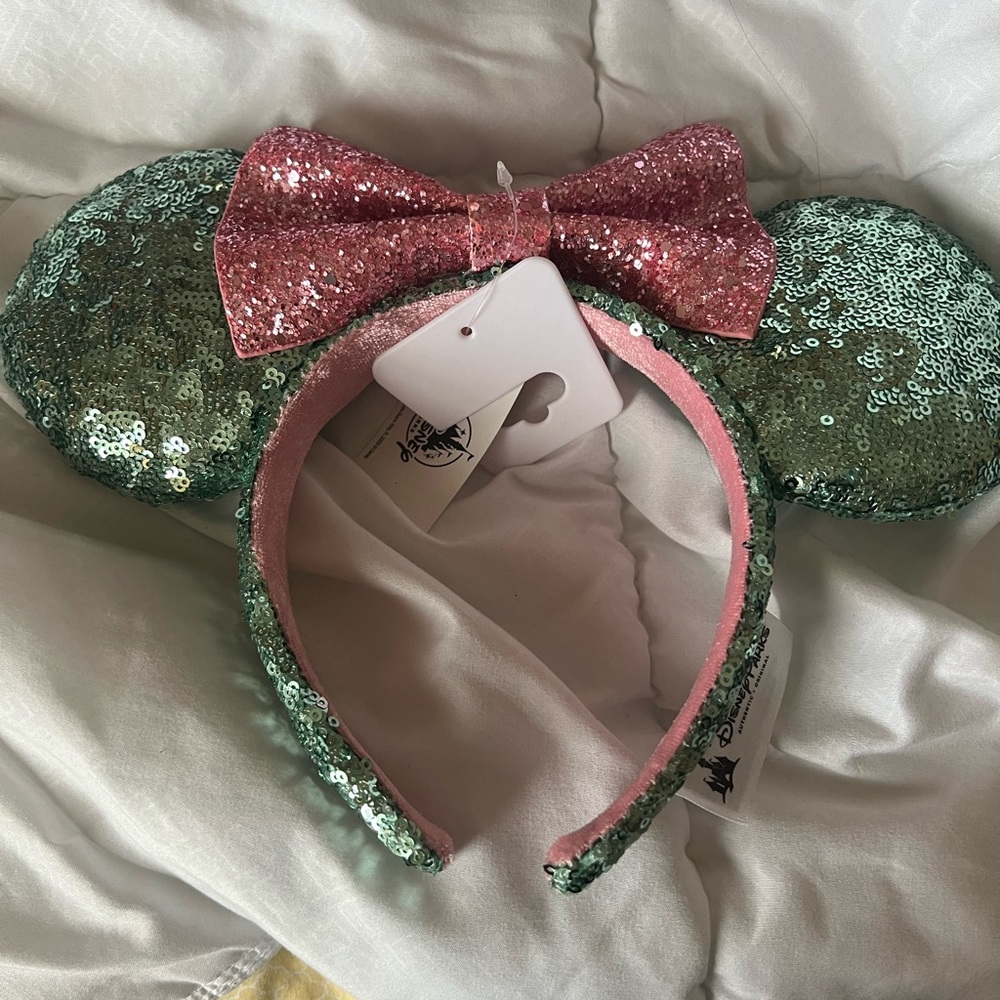 COPY - Disney parks official Minnie Mouse ears